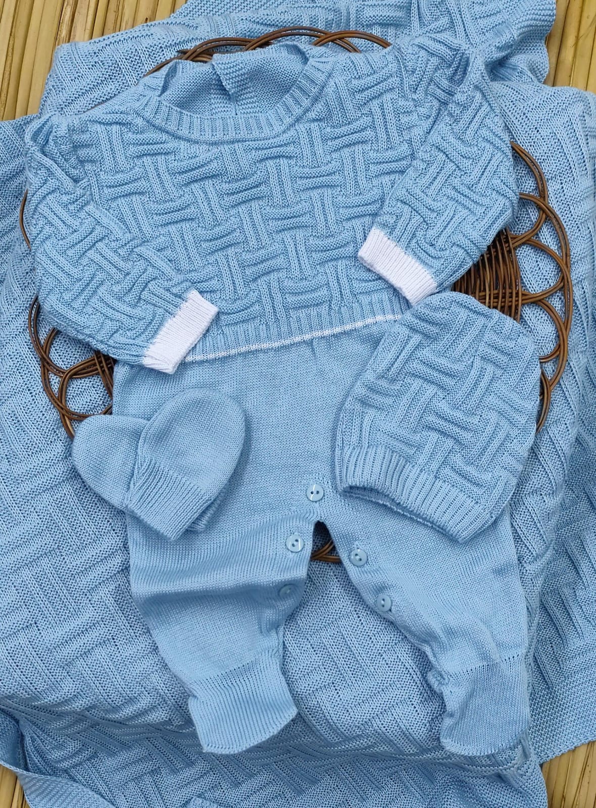 Azul Celeste 2025-11-06 at 11.41