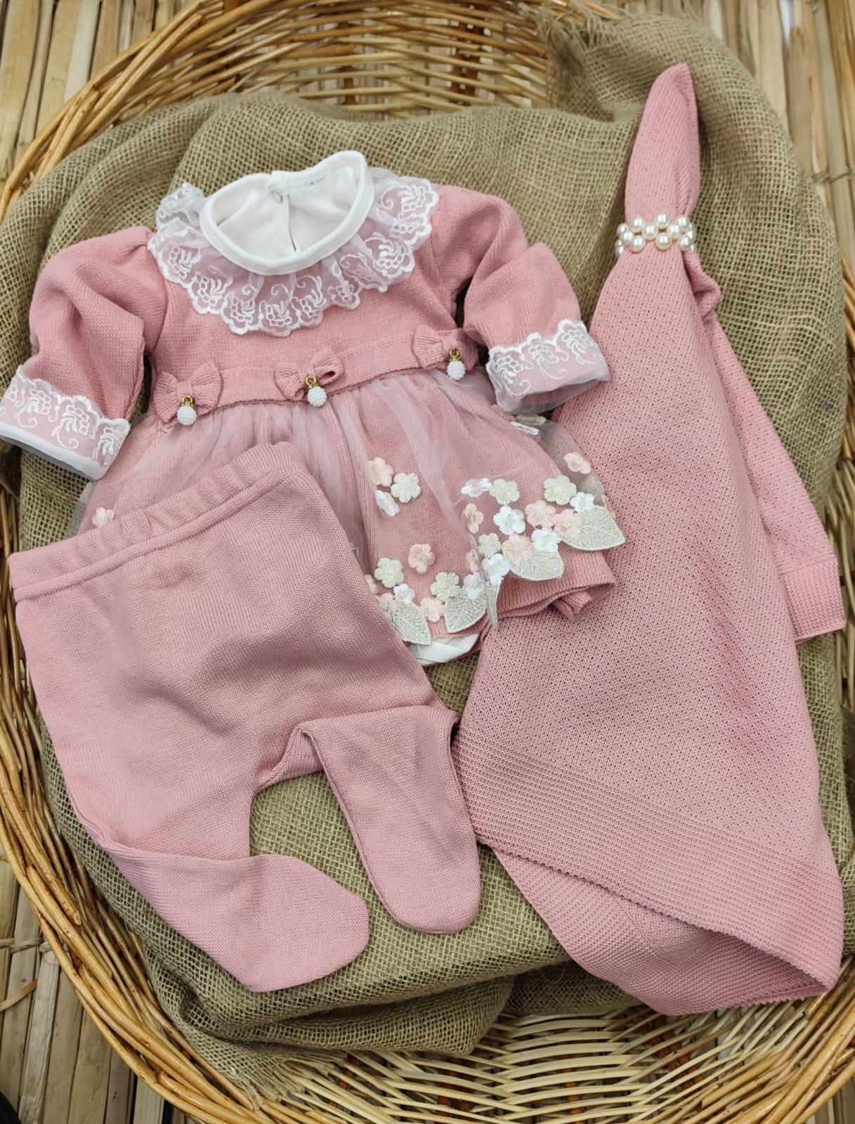 Kit Saída de Maternidade em Tricô Luxo 2